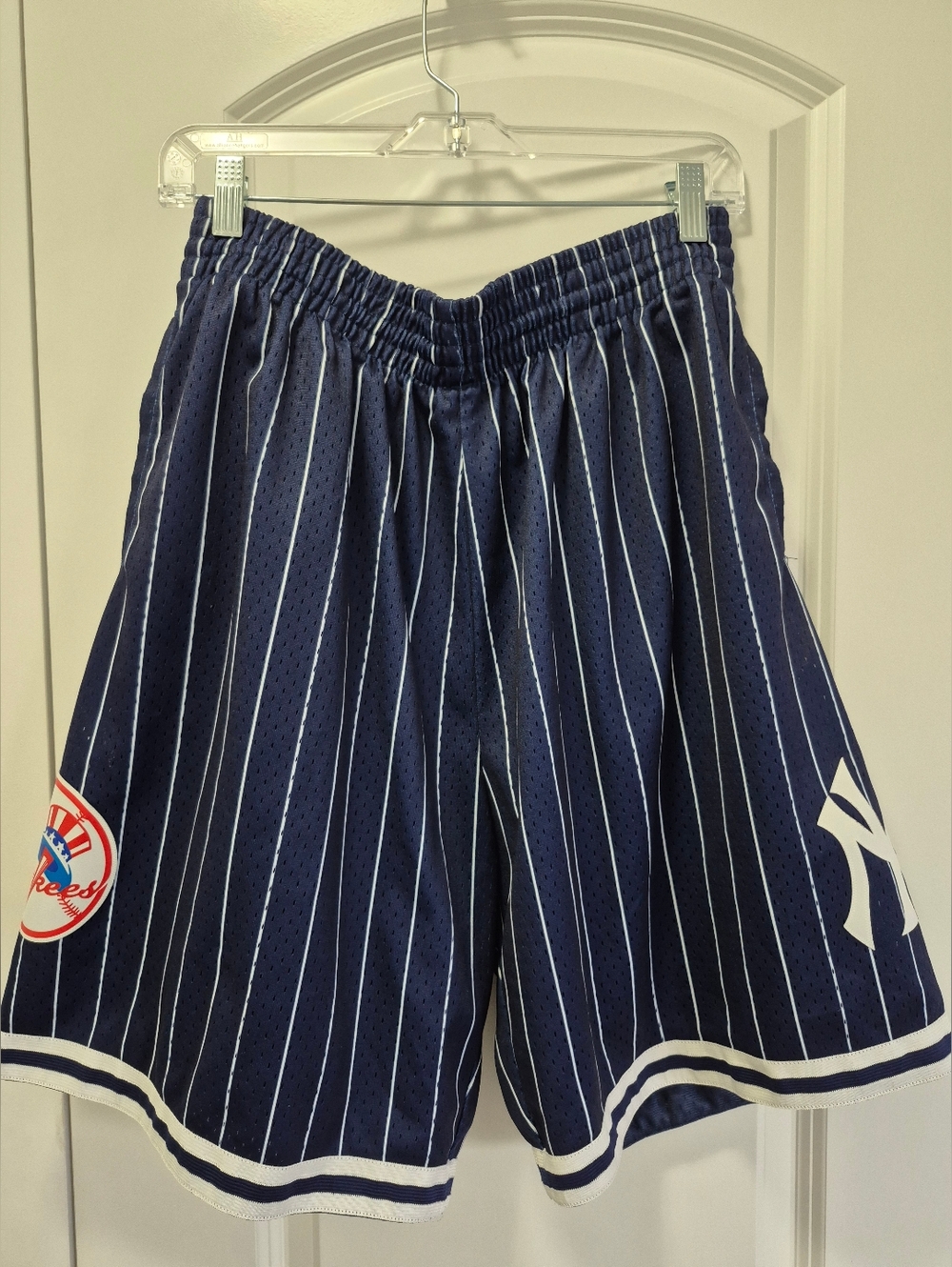 Mitchell & Ness New York Yankees Mesh Shorts, XL, Blue